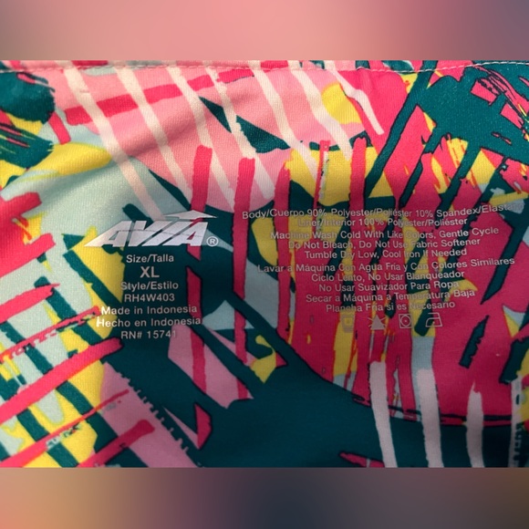 🌻XL Avia athletic capris, pockets on both sides. - Picture 6 of 9